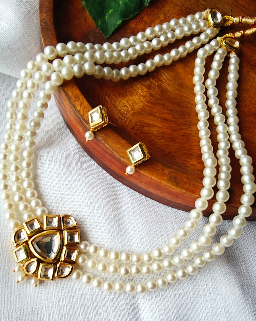 Kundan Moti Necklace